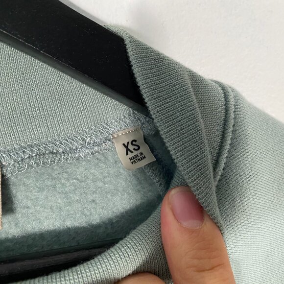 Fear of God Essentials Oversized Crewneck Sycamore mens size XS - Picture 5 of 9